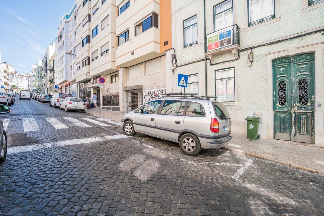 Lemon Tree Garden 3Bedroom Apartment リスボン エクステリア 写真